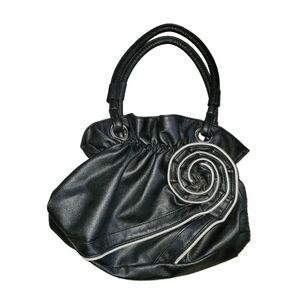 Rue21 shoulder purse black with flower design on front